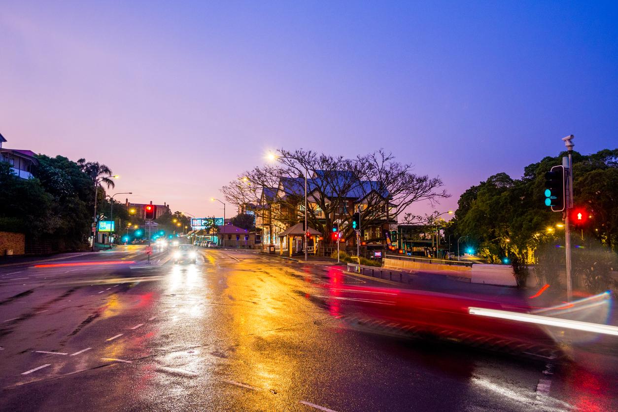 Red-Hill-Brisbane-at-night.jpg